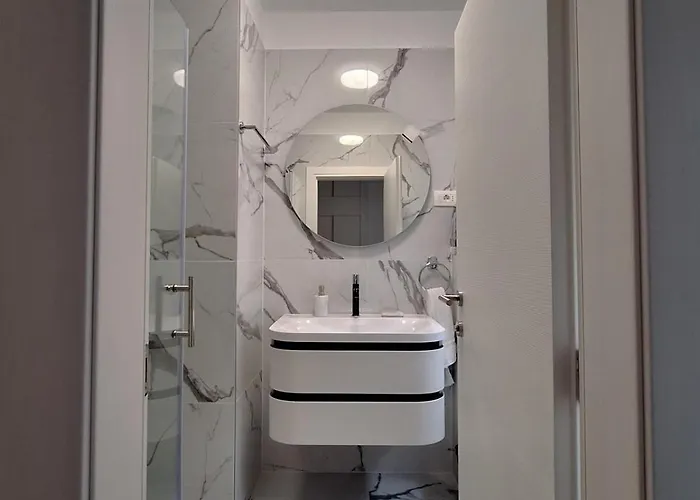 The Captain's With Amazing Views