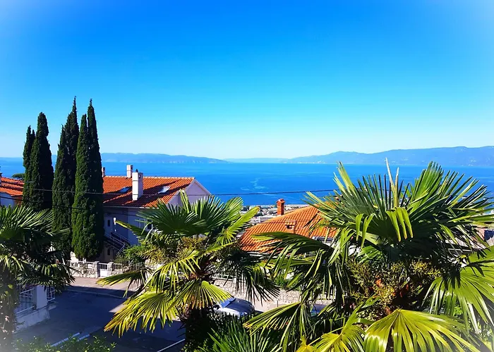 The Captain's With Amazing Views Apartman *