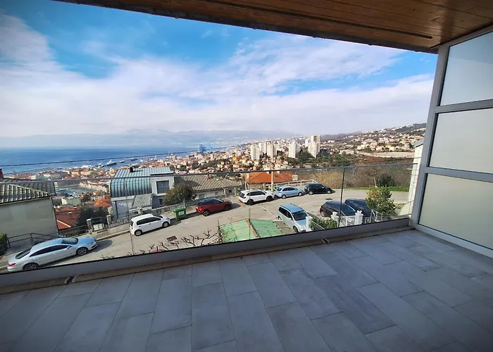 The Captain's With Amazing Views Rijeka