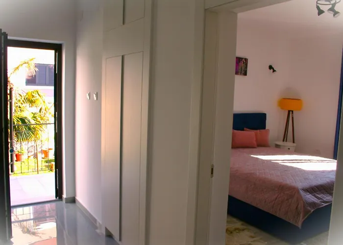 The Captain's With Amazing Views