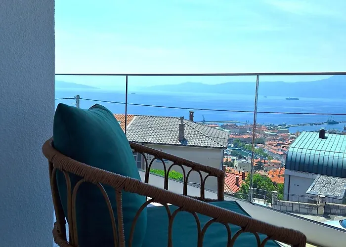 The Captain's With Amazing Views * Rijeka